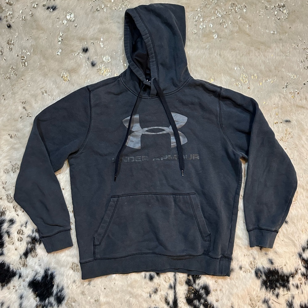 UNDER armour women’s black hooded fitted sweatshirt size medium